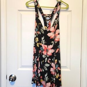 Forever 21 lace up back dress, floral pattern. Like new condition.